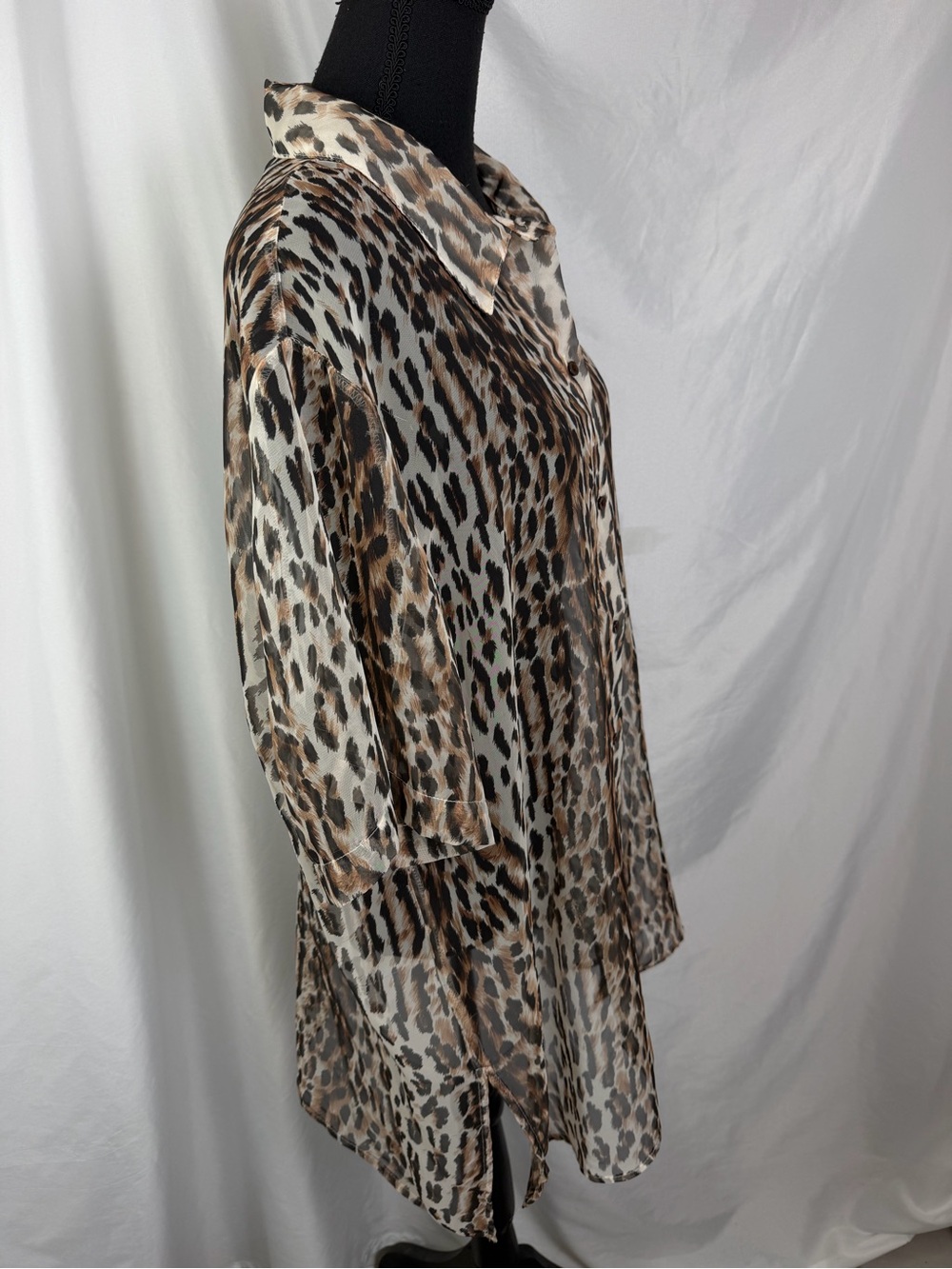 Vintage Notations Sheer Leopard Print Button Up Blouse Oversized Glam XL-2X - Picture 6 of 10